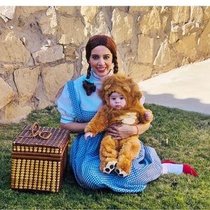 Costume: Dorothy and baby Lion (Wizard of Oz)